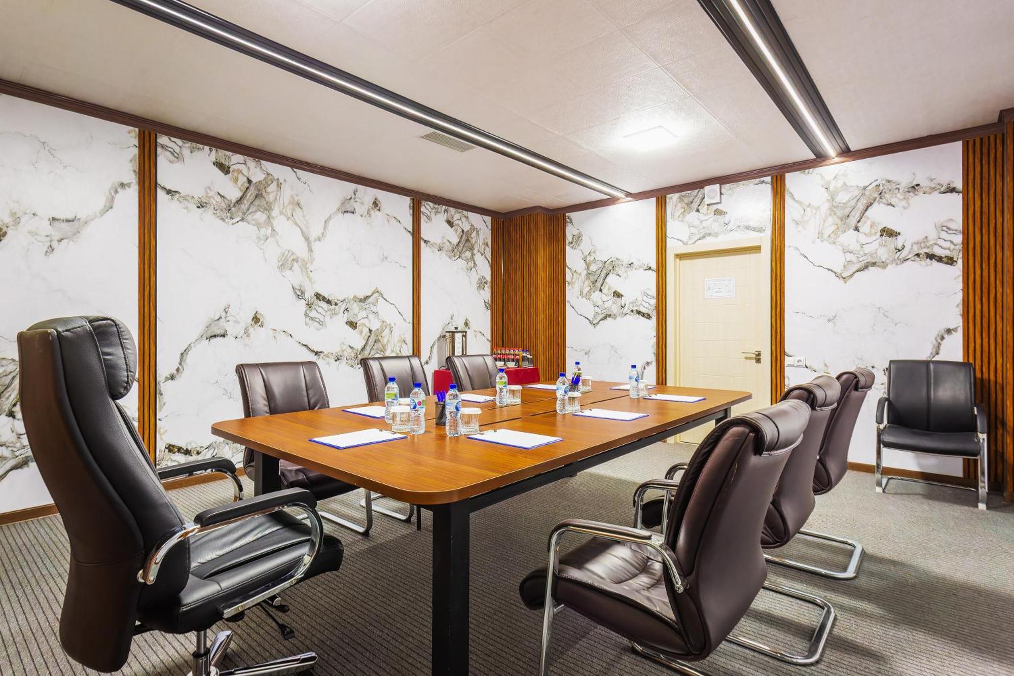 Rich Park Hotel Tashkent Luaran gambar